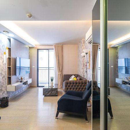 Dazzle Sukhumvit 7 By Lefoyer Appartement Bangkok Buitenkant foto