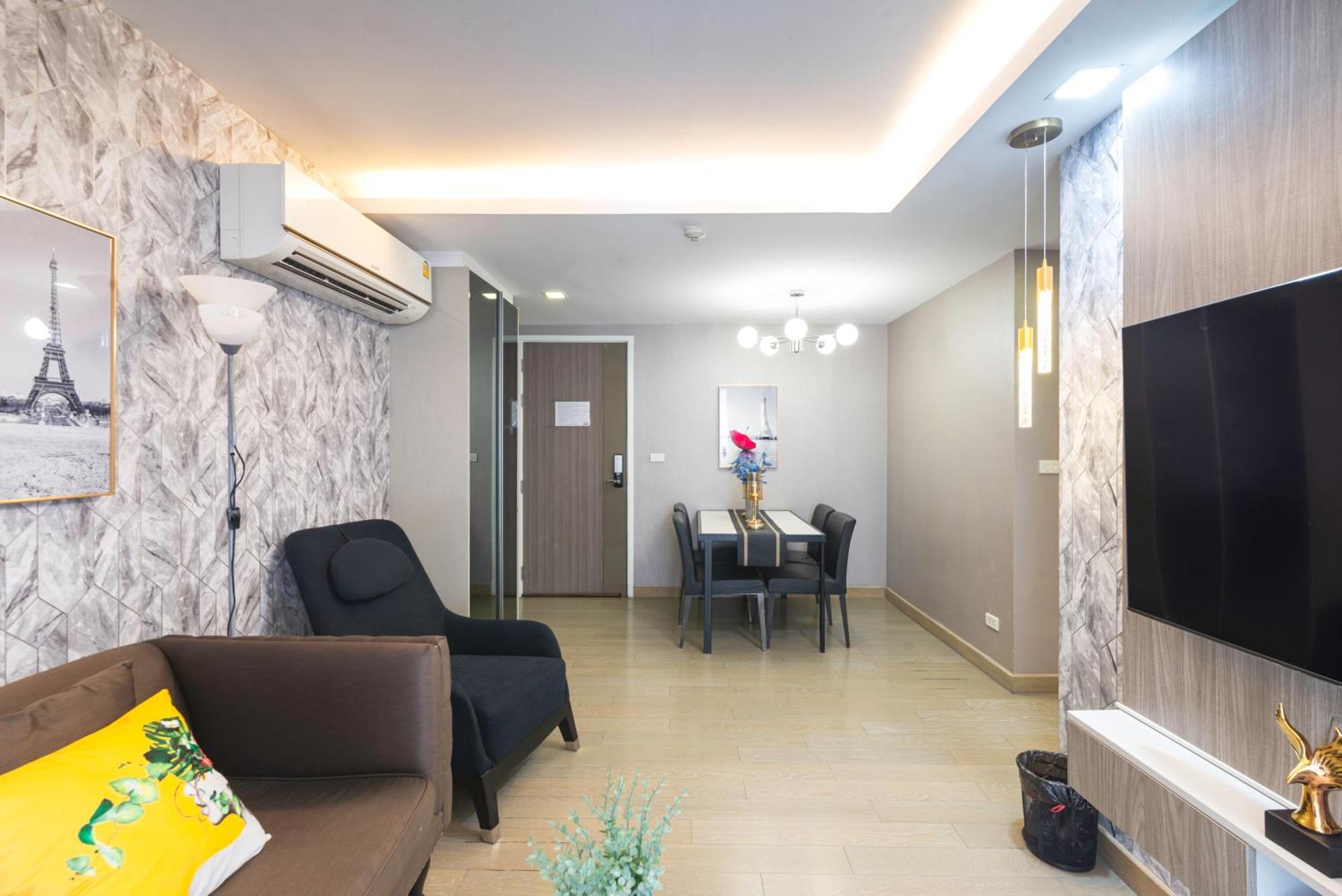 Dazzle Sukhumvit 7 By Lefoyer Appartement Bangkok Buitenkant foto