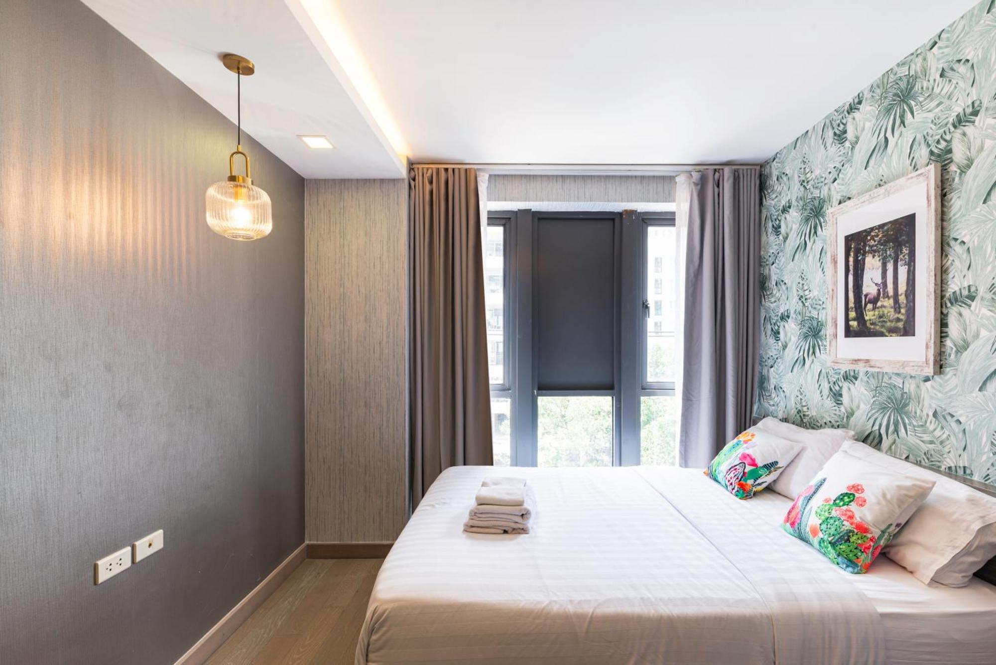 Dazzle Sukhumvit 7 By Lefoyer Appartement Bangkok Buitenkant foto