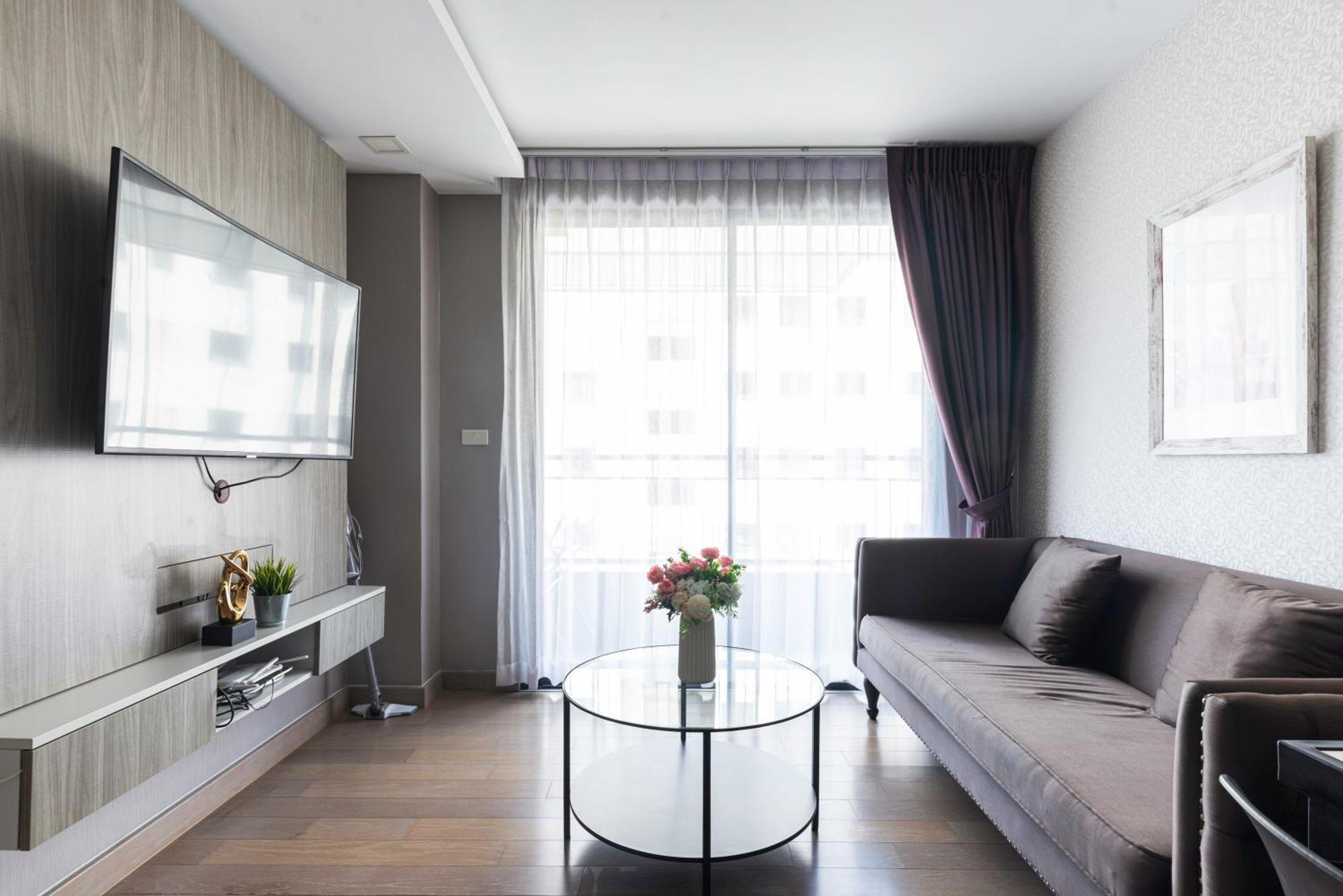 Dazzle Sukhumvit 7 By Lefoyer Appartement Bangkok Buitenkant foto